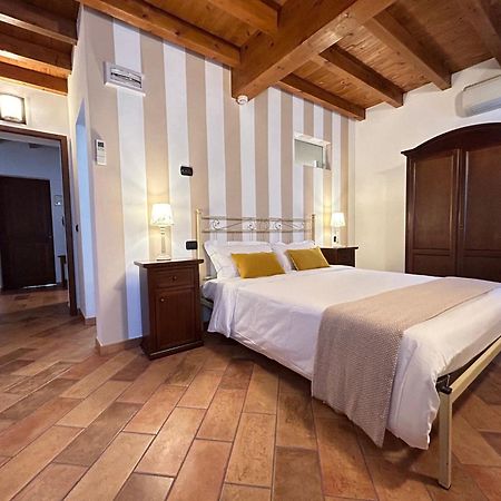 Locanda Corte Ruspecchio Bed & Breakfast Quattro Castella Екстериор снимка