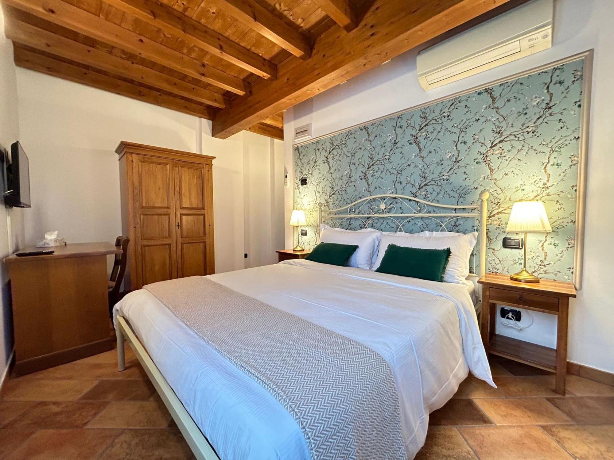 Locanda Corte Ruspecchio Bed & Breakfast Quattro Castella Екстериор снимка